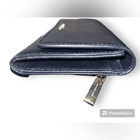 EUC Michael Kors Black Pebble Leather Wallet - Picture 13 of 14